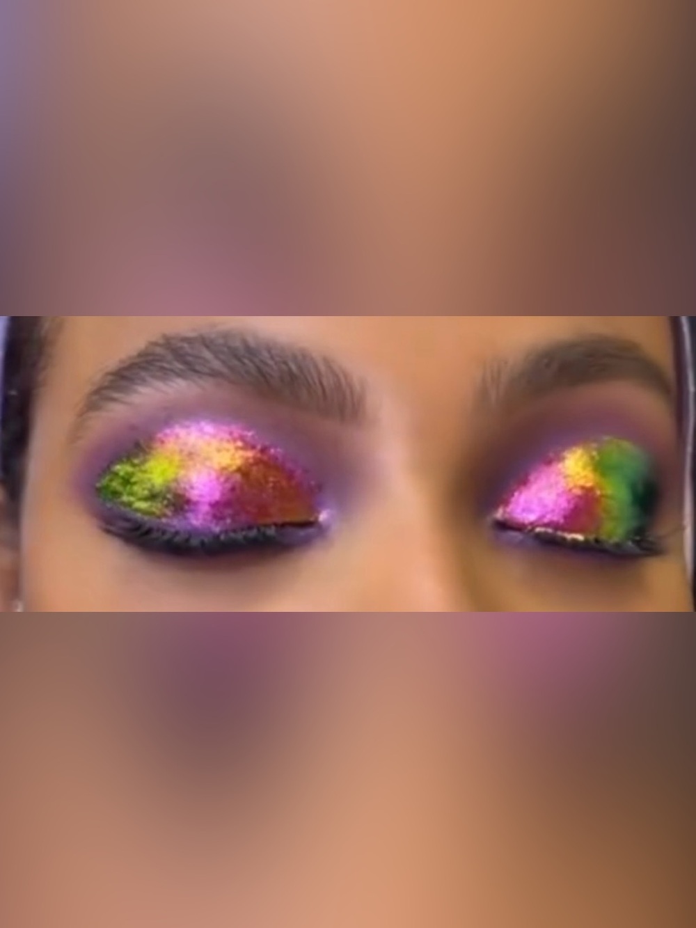 Danessa Myricks Infinite Chrome Flakes Multichrome Gel - Pink/Gold Shift - Picture 2 of 9